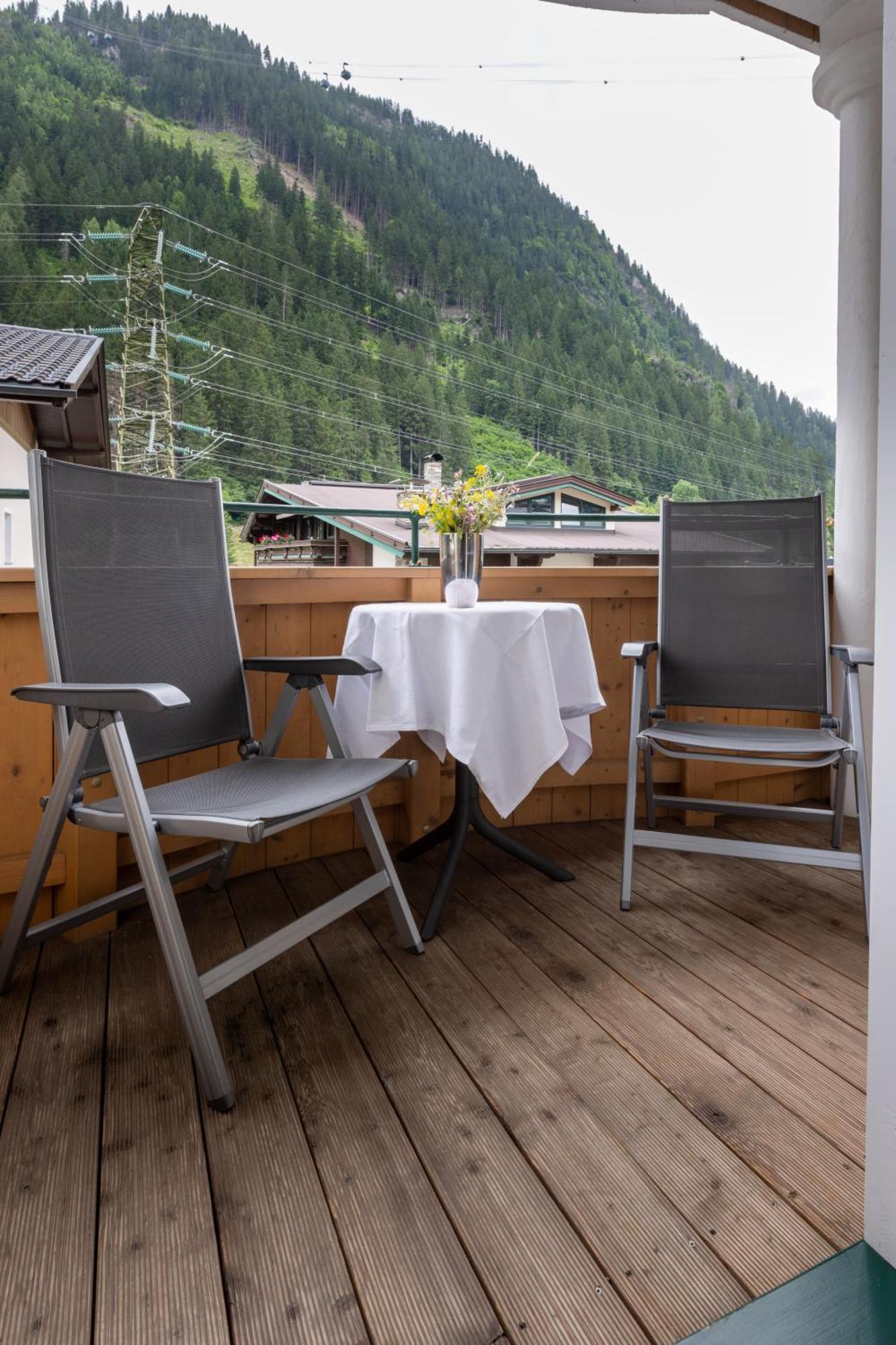 Hotel St. Georg Mayrhofen Ngoại thất bức ảnh